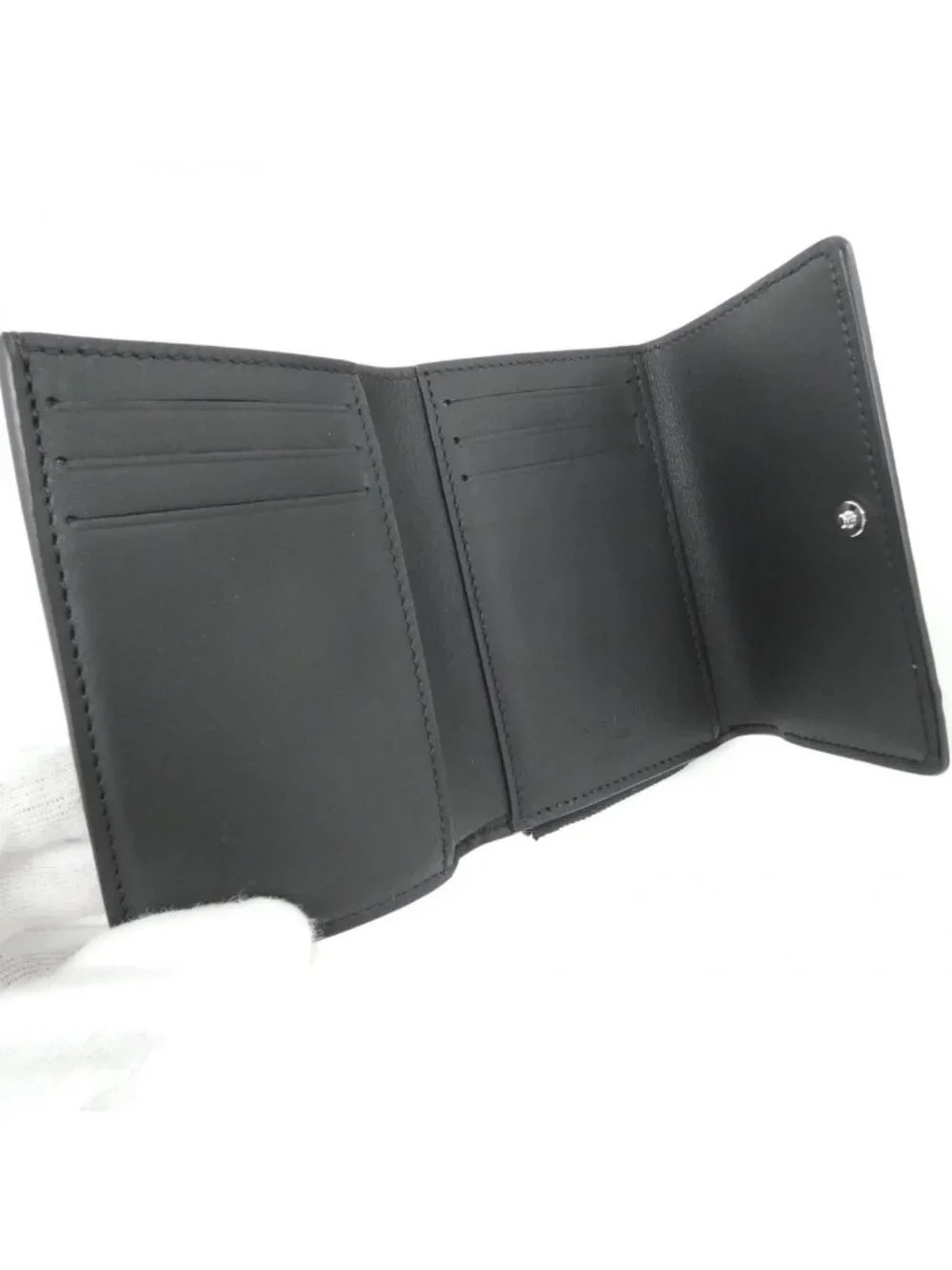 Louis Vuitton Taurillon Monogram Portefeuille Pilot Wallet